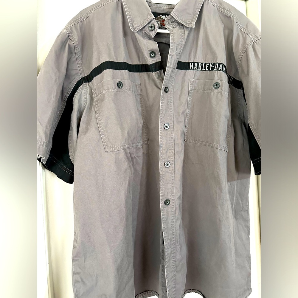 Men’s Harley-Davidson XL Grey Short Sleeve Button Down Shirt